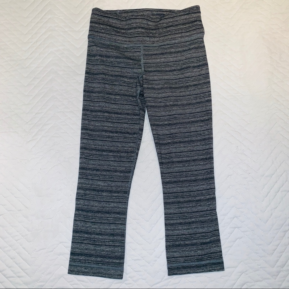 Under Armour Cropped Leggings